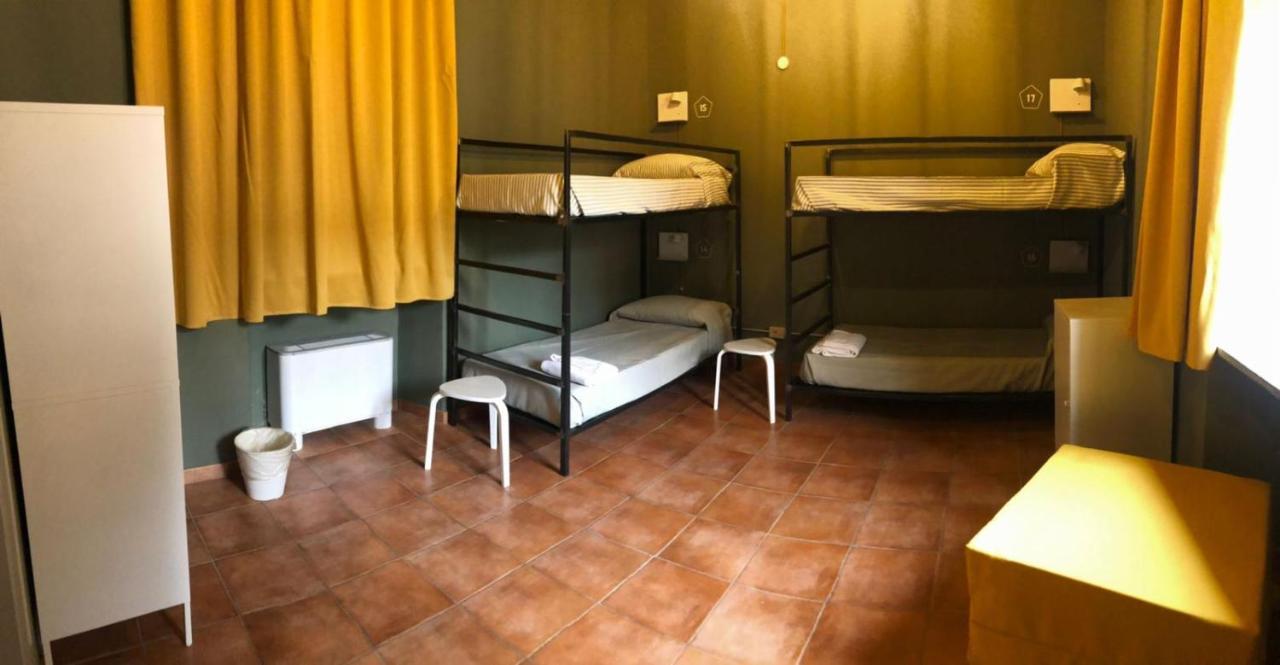 Casa Conte Rosso Ostello *